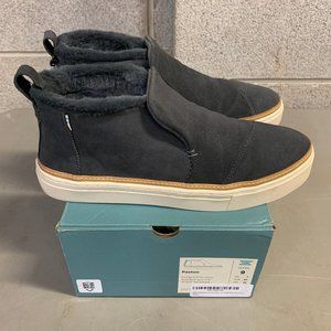 Toms Paxton Womens Grey Faux Fur Bootie